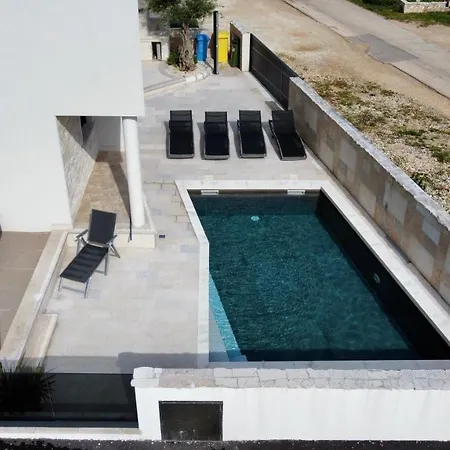 Crispo Apartmán